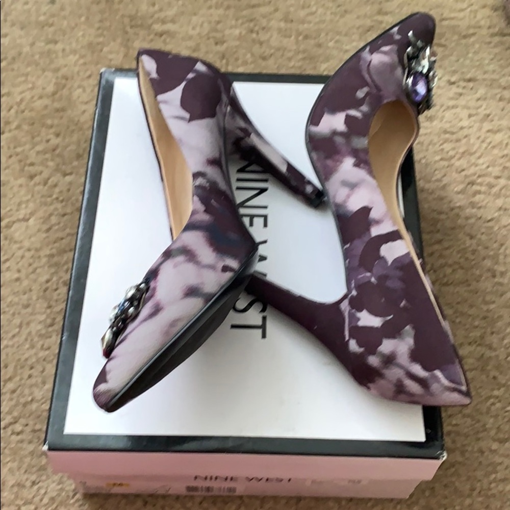 Nine west pump - Picture 4 of 4